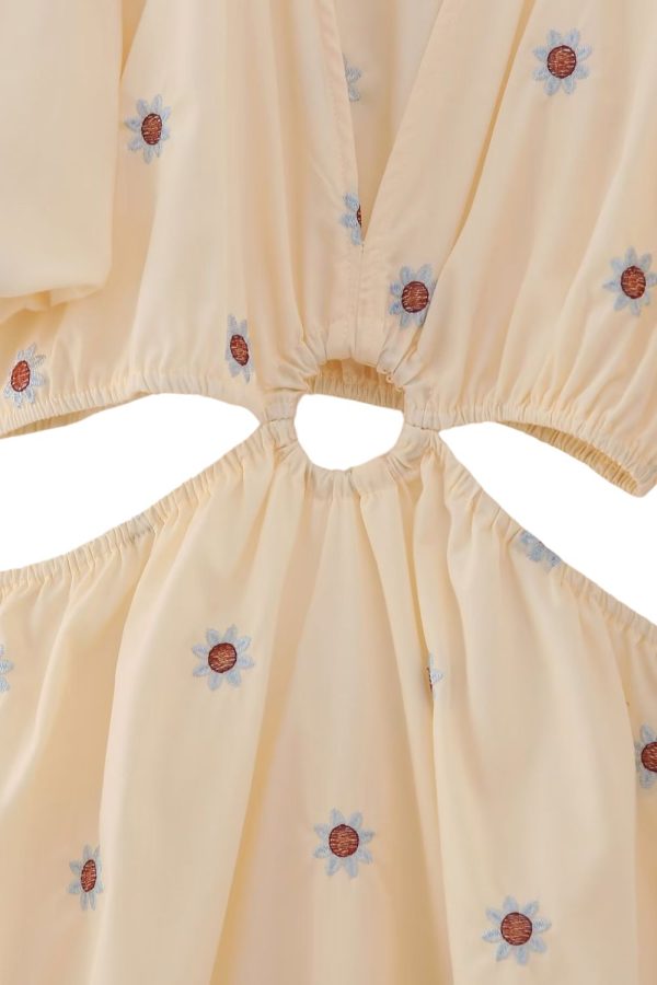 ’Lydia‘ V-Neck Puff Sleeves Embroidered Openwork Waist-Cinching Dress Discount - Image 5
